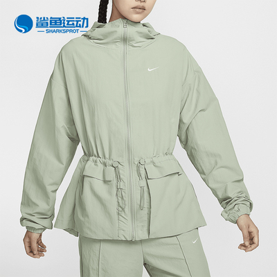耐克女士时尚外套FN3670-370