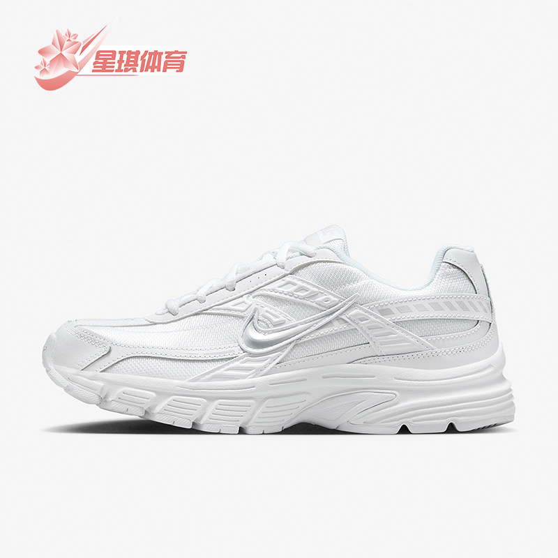 耐克女士耐磨简约休闲运动鞋