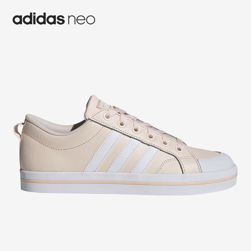 春季透气低帮休闲运动板鞋