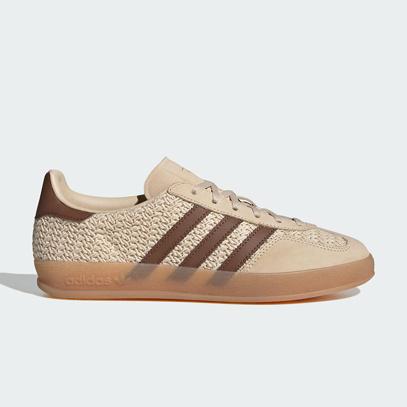 Adidas/阿迪达斯正品三叶草女士轻便复古透气经典休闲板鞋JS1418