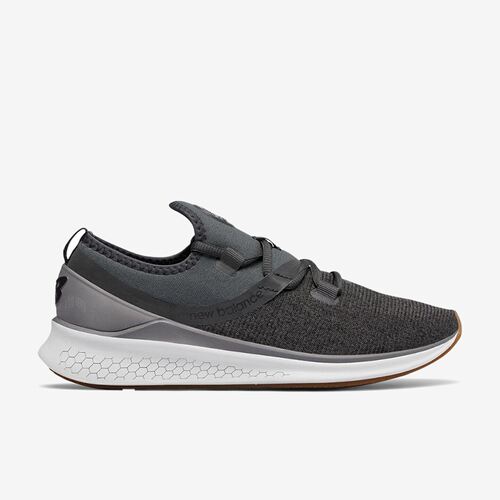 New Balance新百伦正品女款Fresh Foam Lazr减震跑步鞋WLAZREB