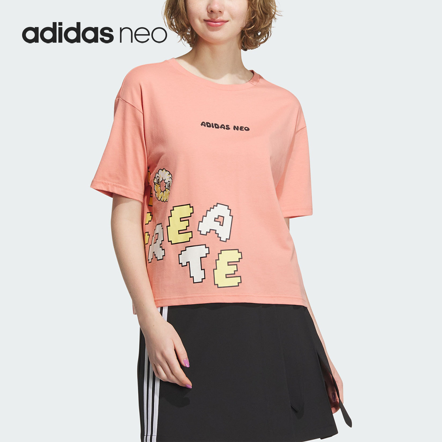 阿迪达斯女子运动短袖