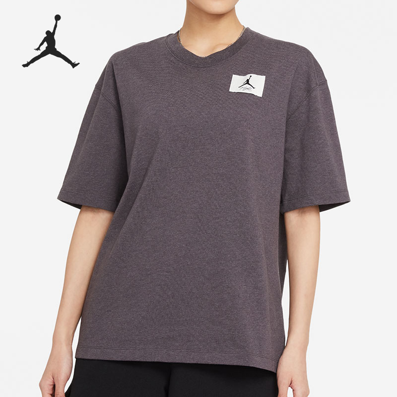 耐克休闲女子时尚短袖