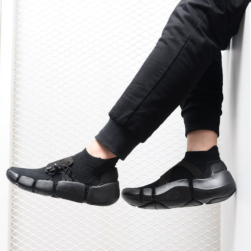 耐克FOOTSCAPEFLYKNIT男子跑步鞋