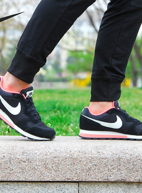 Nike/耐克正品 Md Runner 2 低帮复古女子运动跑步鞋休闲鞋749869