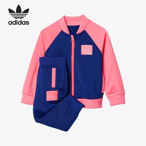 2021年夏季运动套装Adidas时尚