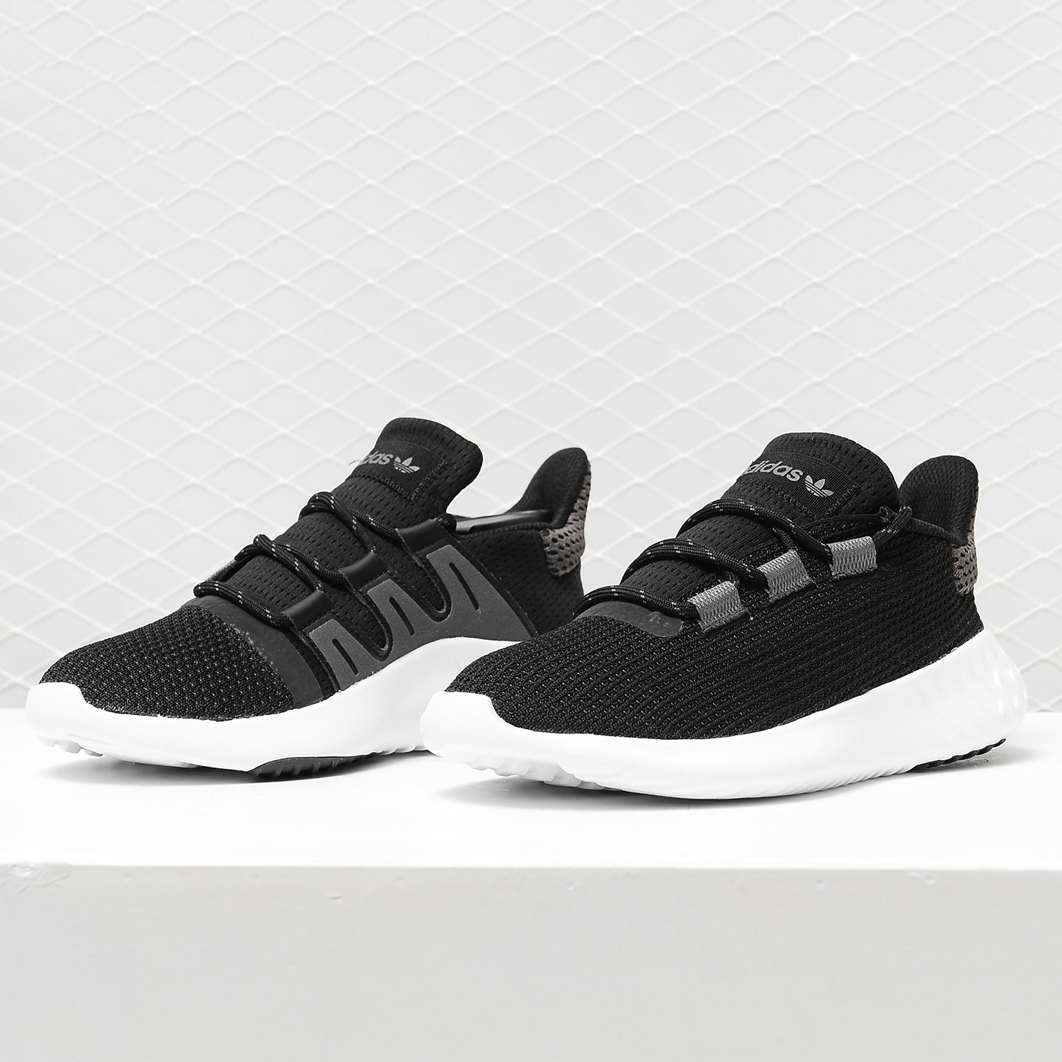 Adidas/阿迪达斯正品 新款TUBULAR DUSK 大童休闲经典鞋B42046