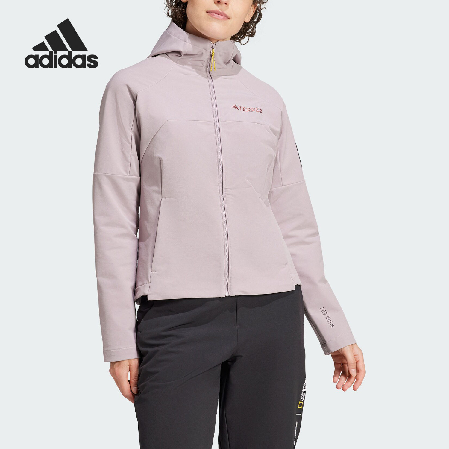 Adidas/阿迪达斯官方正品当季新款女士户外运动登山冲锋衣IX5630