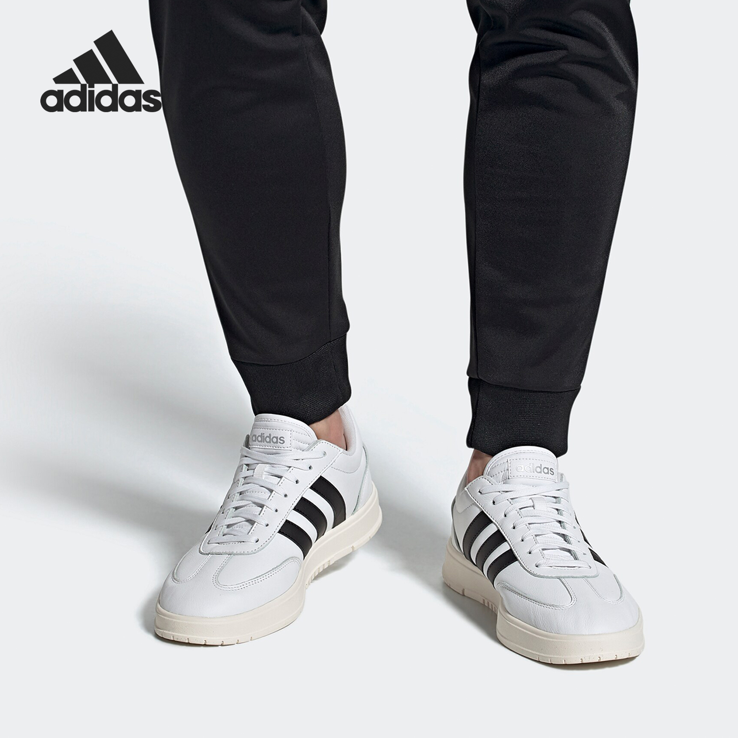 Adidas/阿迪达斯男女低帮休闲鞋
