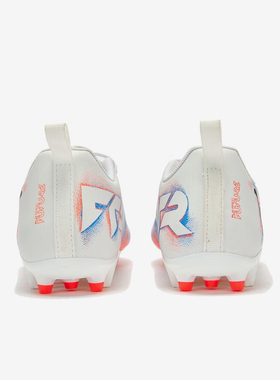 Puma/彪马官方正品FUTURE 8儿童缓震运动训练低帮足球鞋108623-01