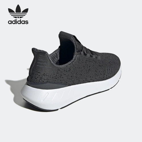 Adidas/阿迪达斯男女运动跑步鞋