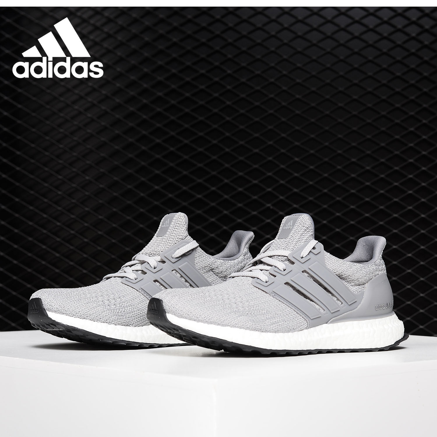 adidas/阿迪达斯官方正品女子缓震透气袜套式运动跑步鞋 cg3947