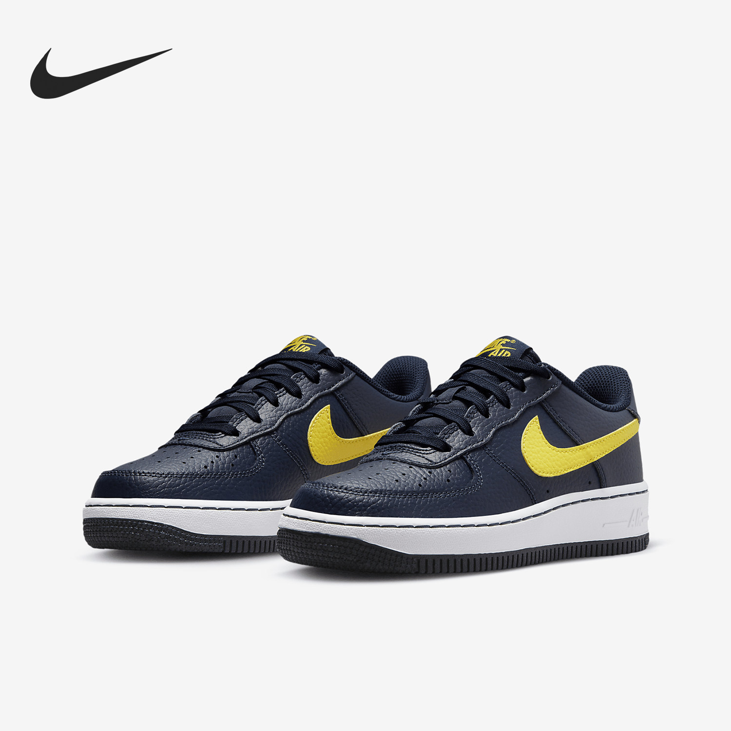 耐克GS女子大童经典运动鞋