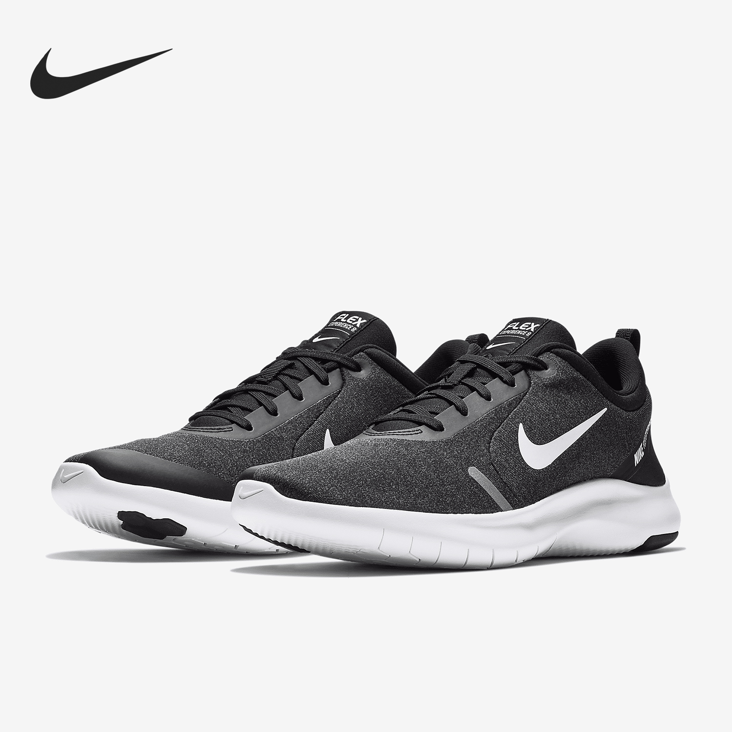 耐克男子缓震回弹运动跑步鞋