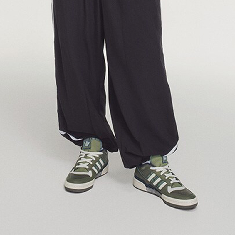 阿迪达斯男女休闲篮球风板鞋