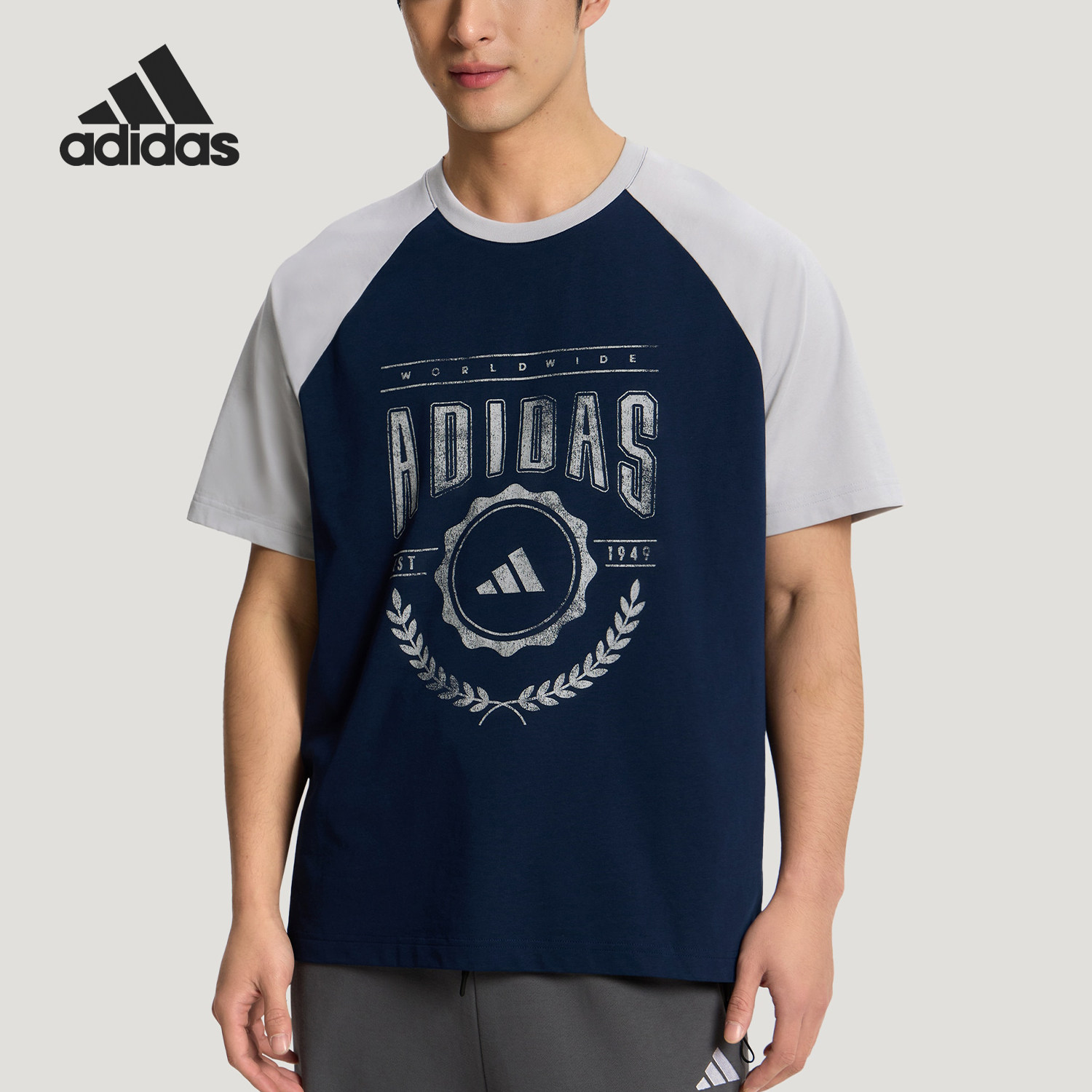 Adidas/阿迪达斯官方正品U RAGLAN TEE男女针织印花宽松T恤KX0519 - 实物图