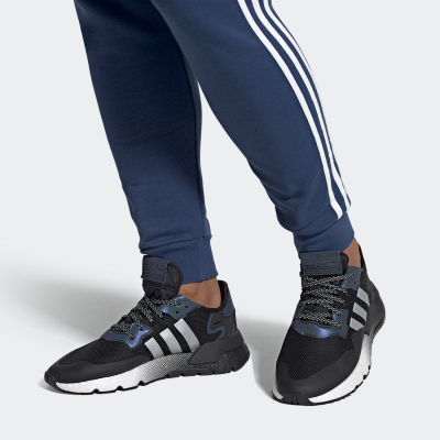 Adidas/阿迪达斯三叶草运动鞋