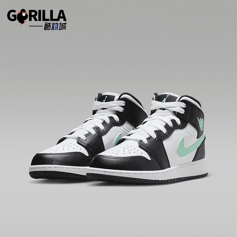 耐克经典大童运动篮球鞋