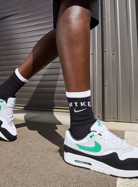 Nike/耐克官方正品 Air Max 1 男士经典耐磨运动跑步鞋FN6952-100