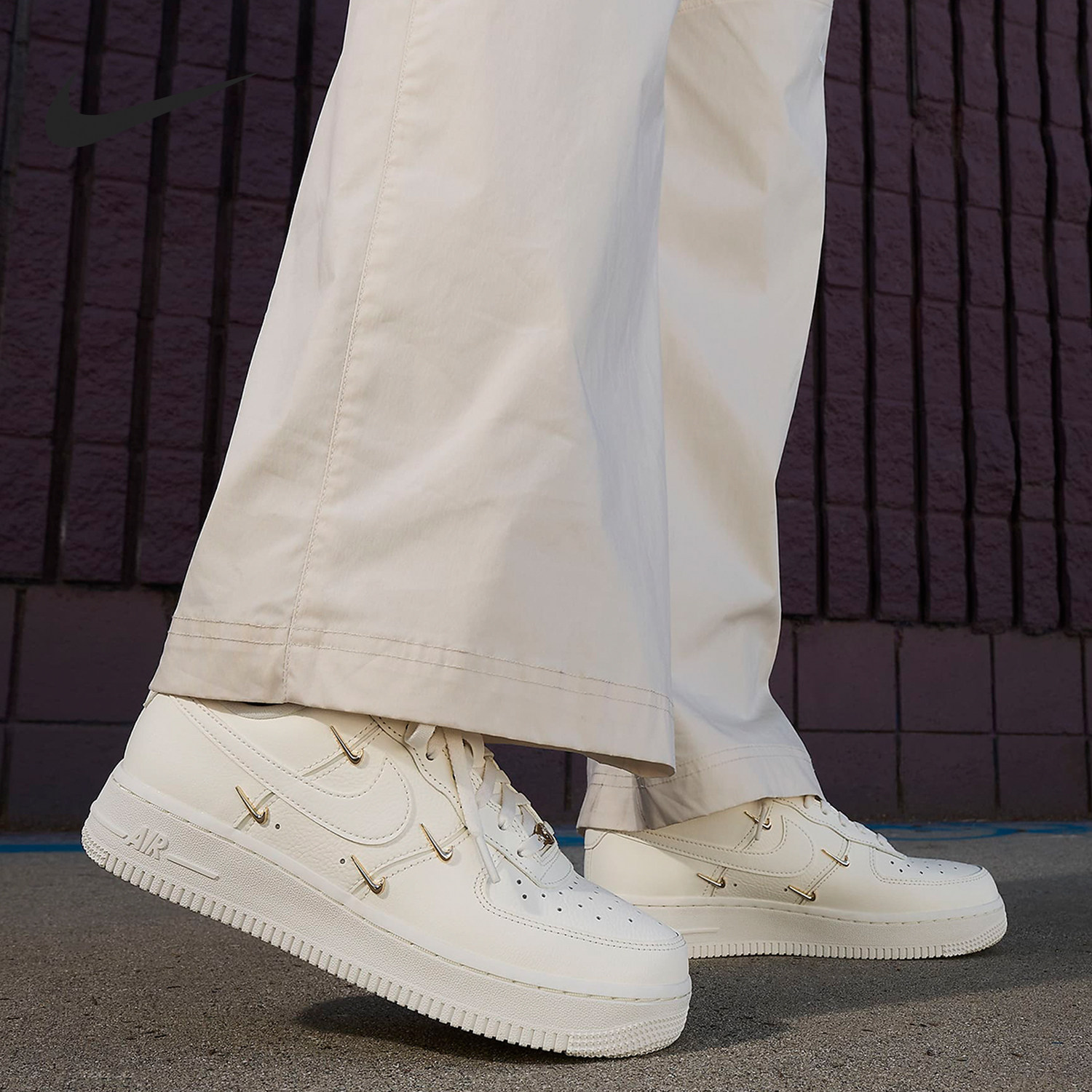 耐克男女低帮运动复古休闲板鞋