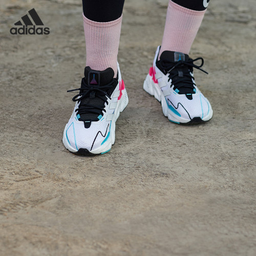 Adidas/阿迪达斯女子跑步鞋