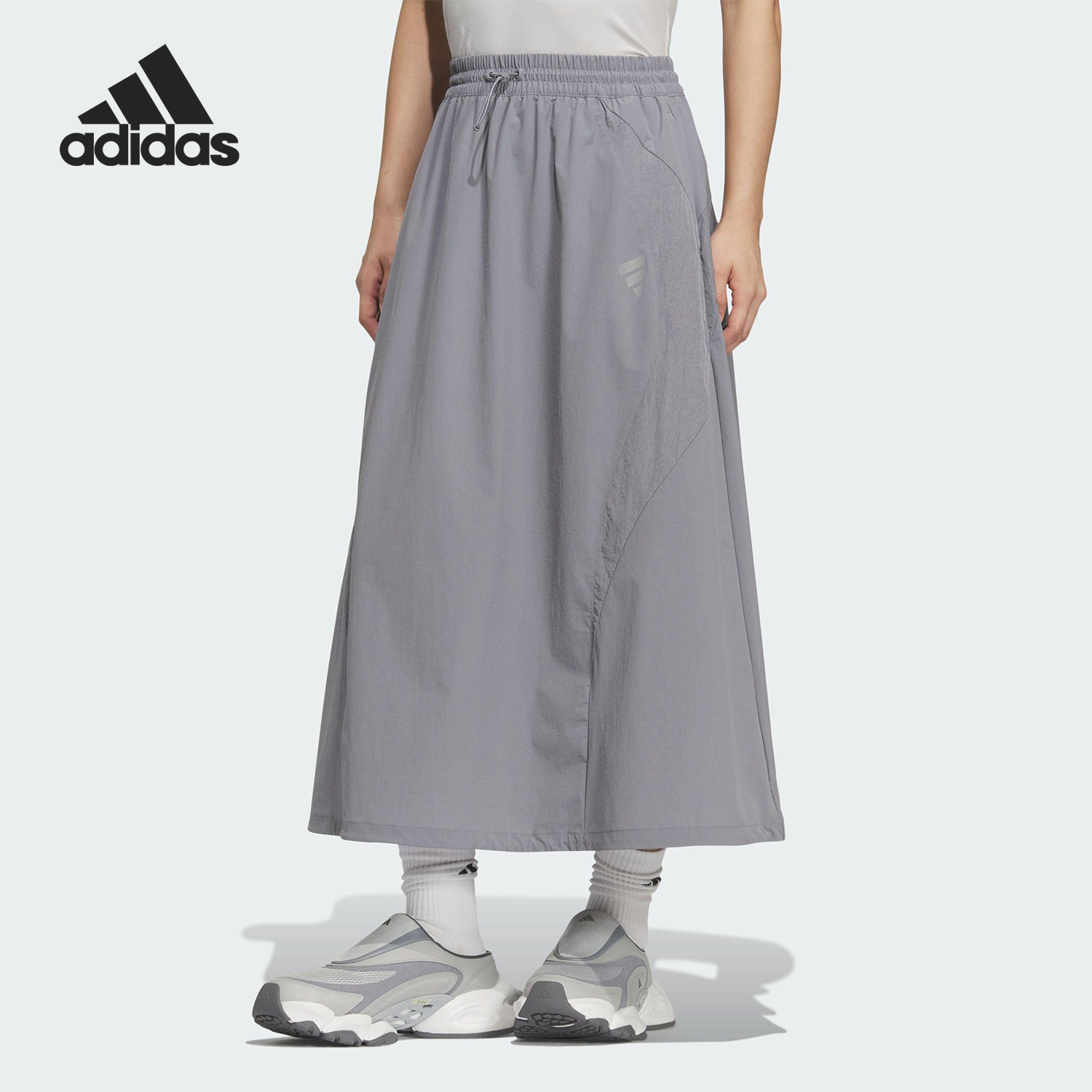 阿迪达斯女士时尚工装半身裙