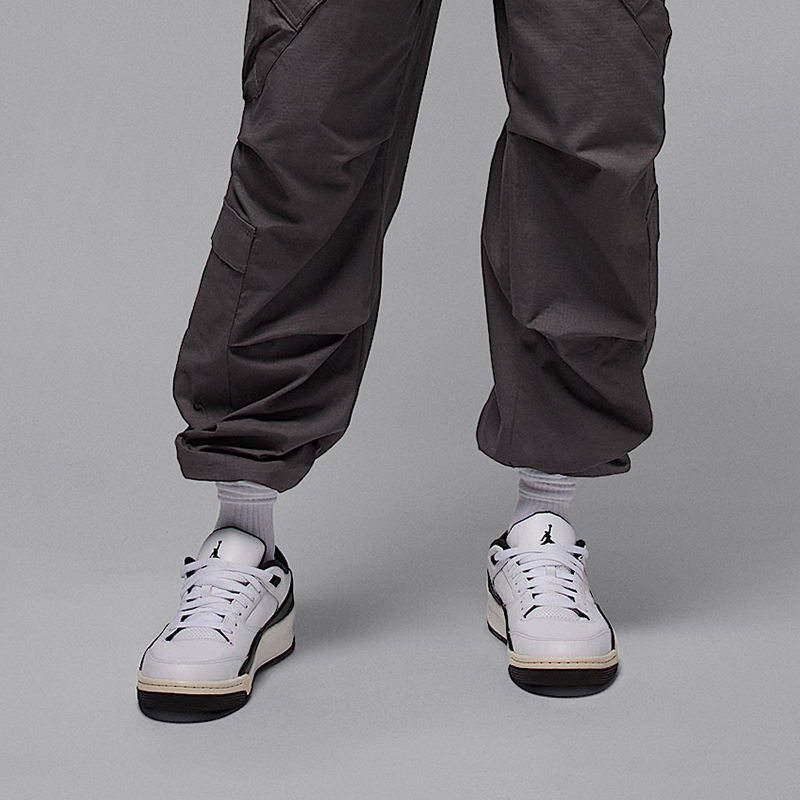 Nike/耐克正品JORDAN男女运动皮革经典透气休闲板鞋HF3255-112