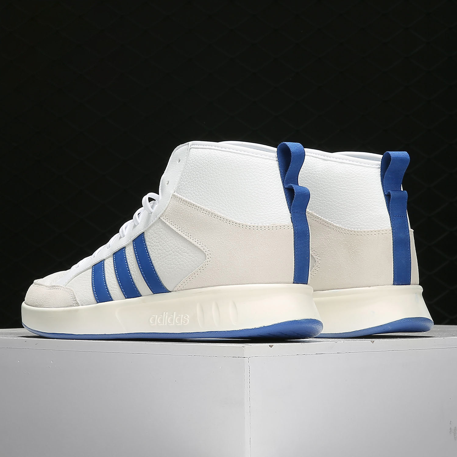 Adidas/阿迪达斯正品男鞋运动休闲鞋轻便高帮板鞋 EE9680