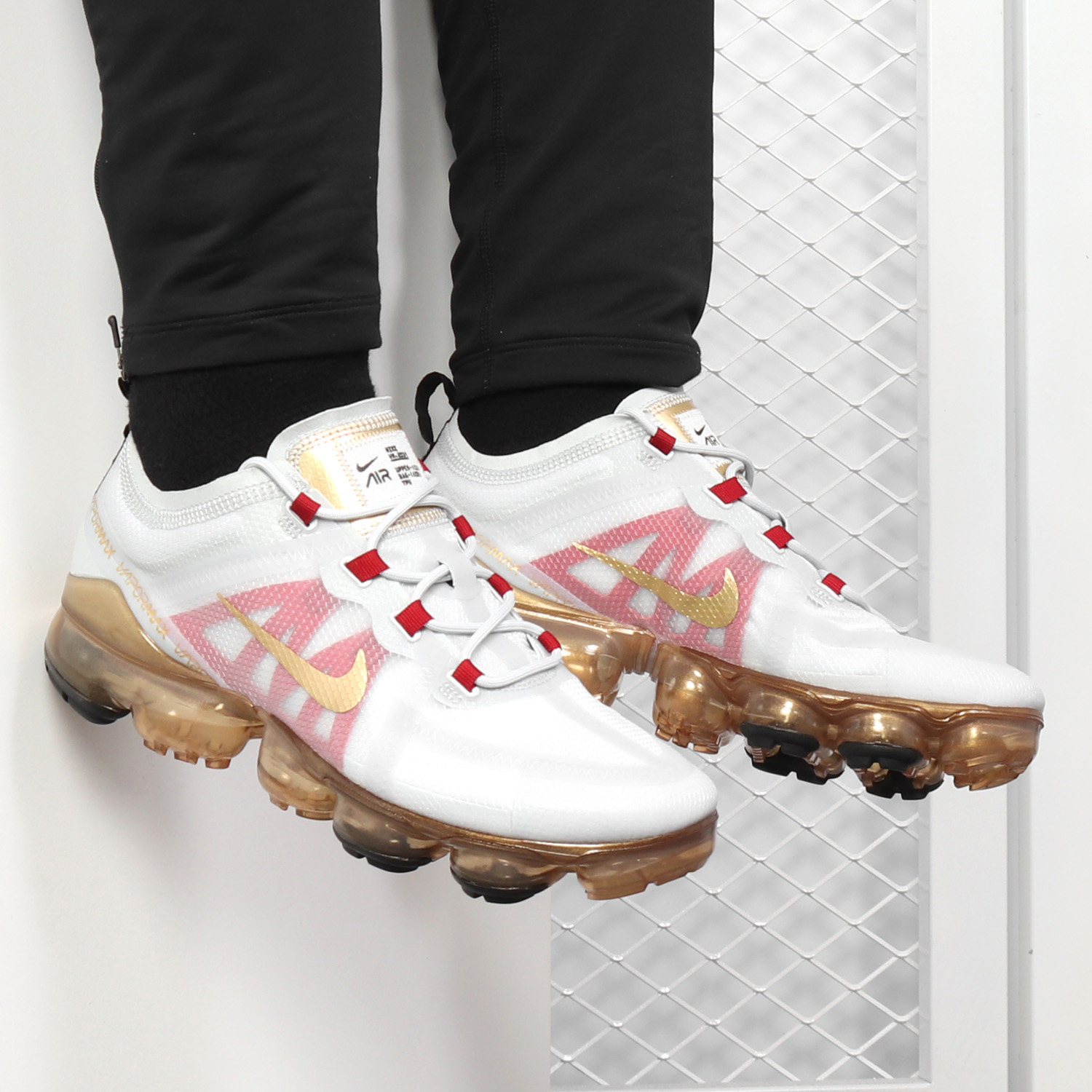 Nike/耐克正品AIR VAPORMAX 2019 CNY男子气垫运动跑步鞋BQ7038