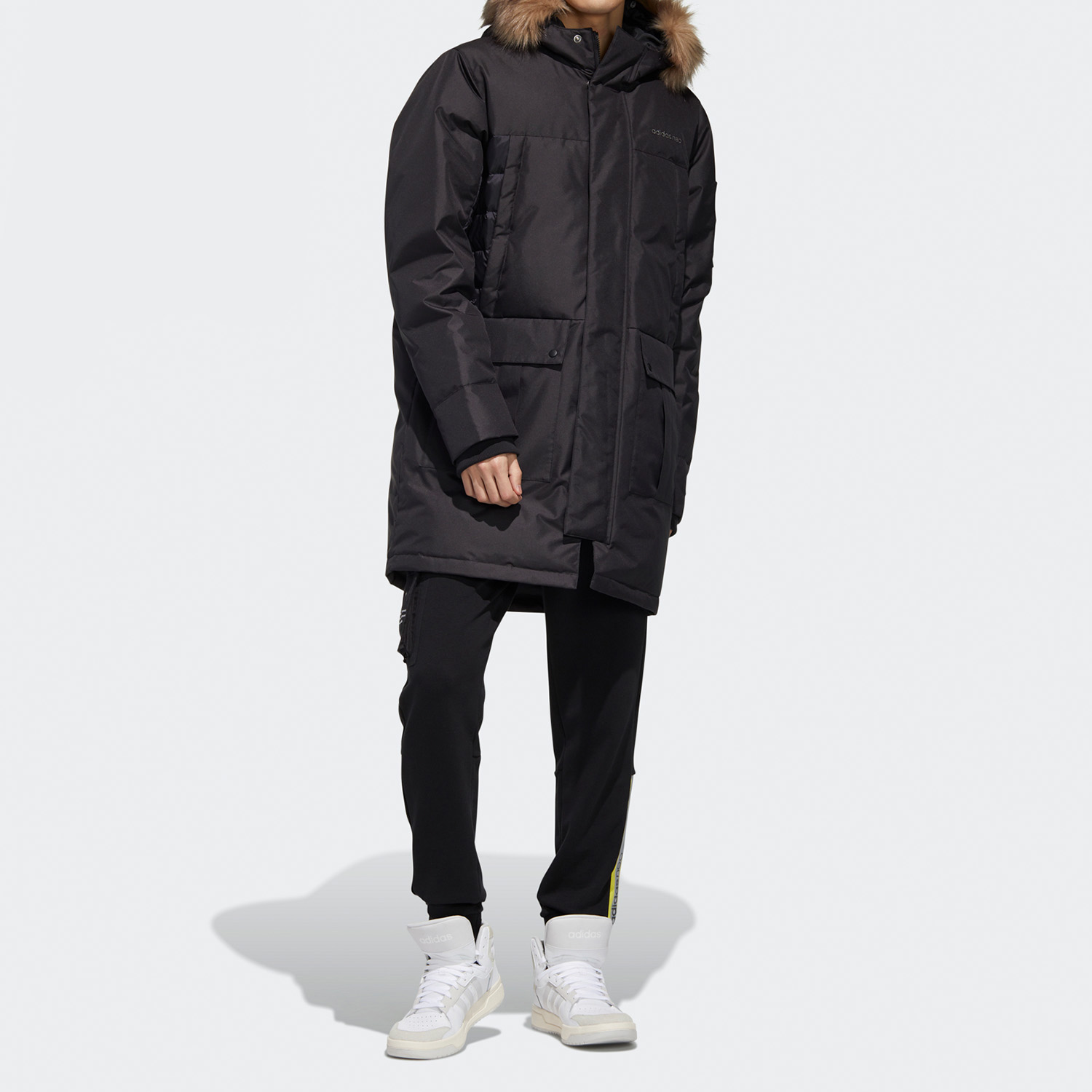 阿迪达斯正品男子羽绒服