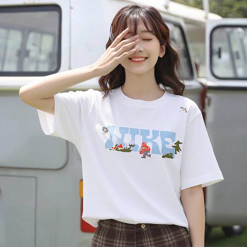 Nike/耐克正品Sportswear女士宽松休闲日常透气短袖IF0607-100