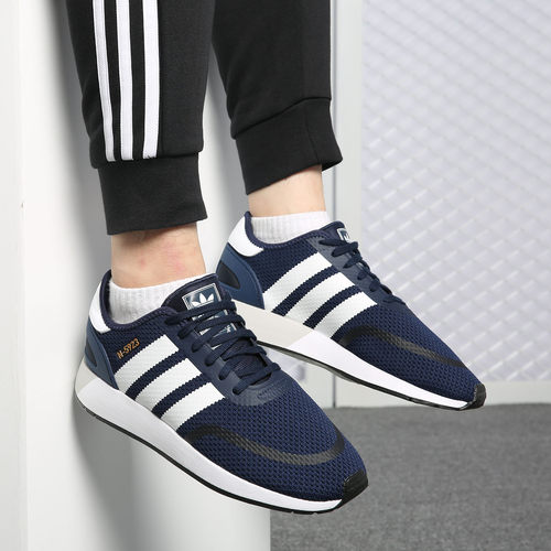 adidas/阿迪达斯正品休闲板鞋