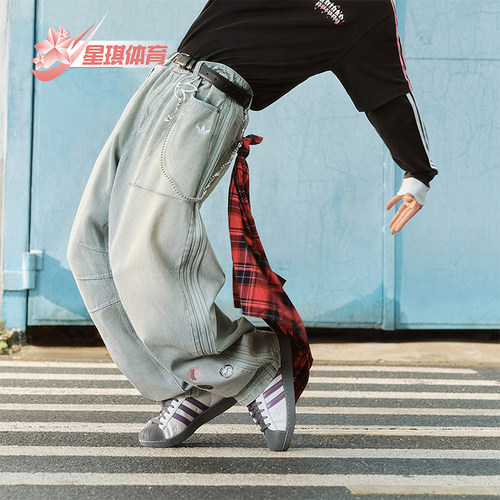 Adidas/阿迪达斯正品三叶草男士时尚经典运动弯刀牛仔长裤KT6366