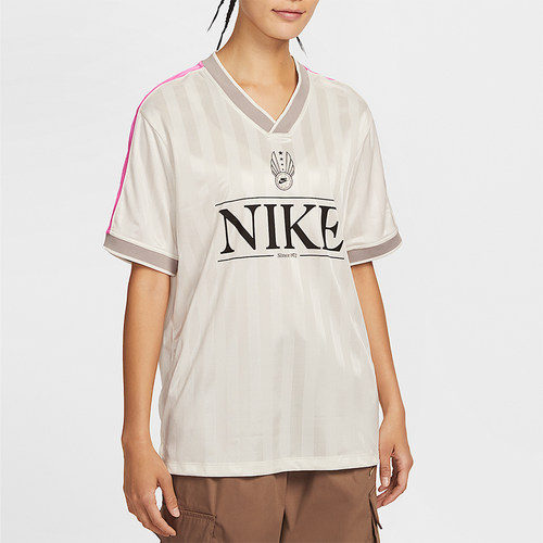 Nike/耐克正品夏女轻盈复古V领透气宽松运动短袖T恤IH8505-133