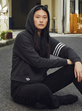 Adidas/阿迪达斯正品三叶草女士运动宽松连帽针织卫衣IW5607