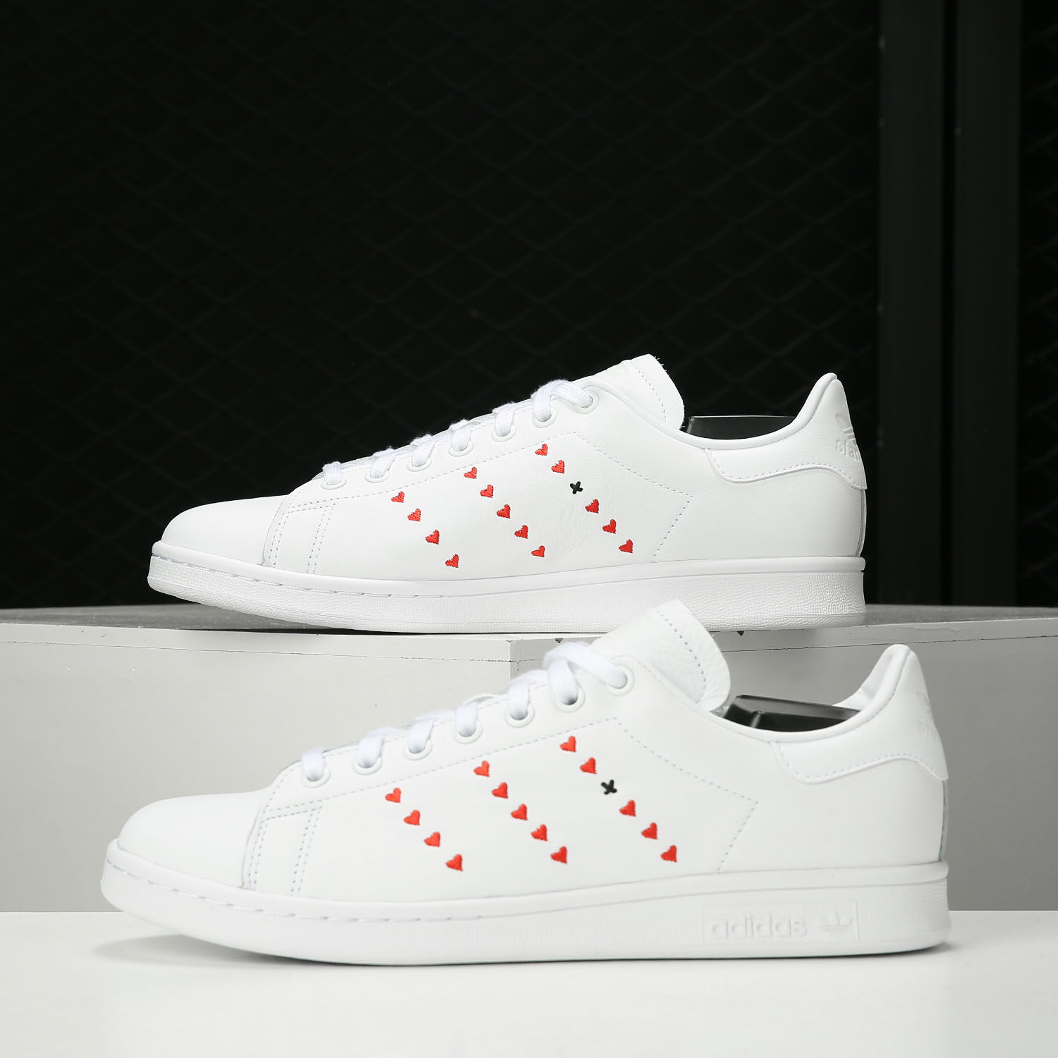 Adidas/阿迪达斯正品 三叶草秋季新品女子STAN SMITH休闲鞋EG5811