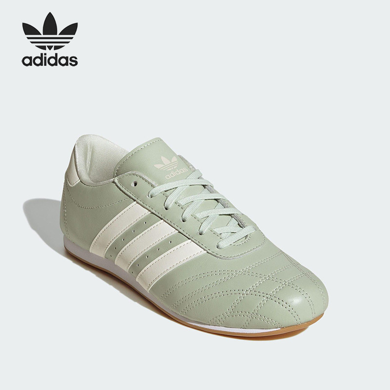 阿迪达斯女子休闲鞋JS0710