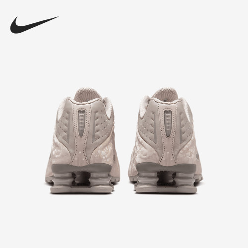 Nike/耐克正品Shox R4女士缓震气柱低帮耐磨跑步鞋HV0934-001