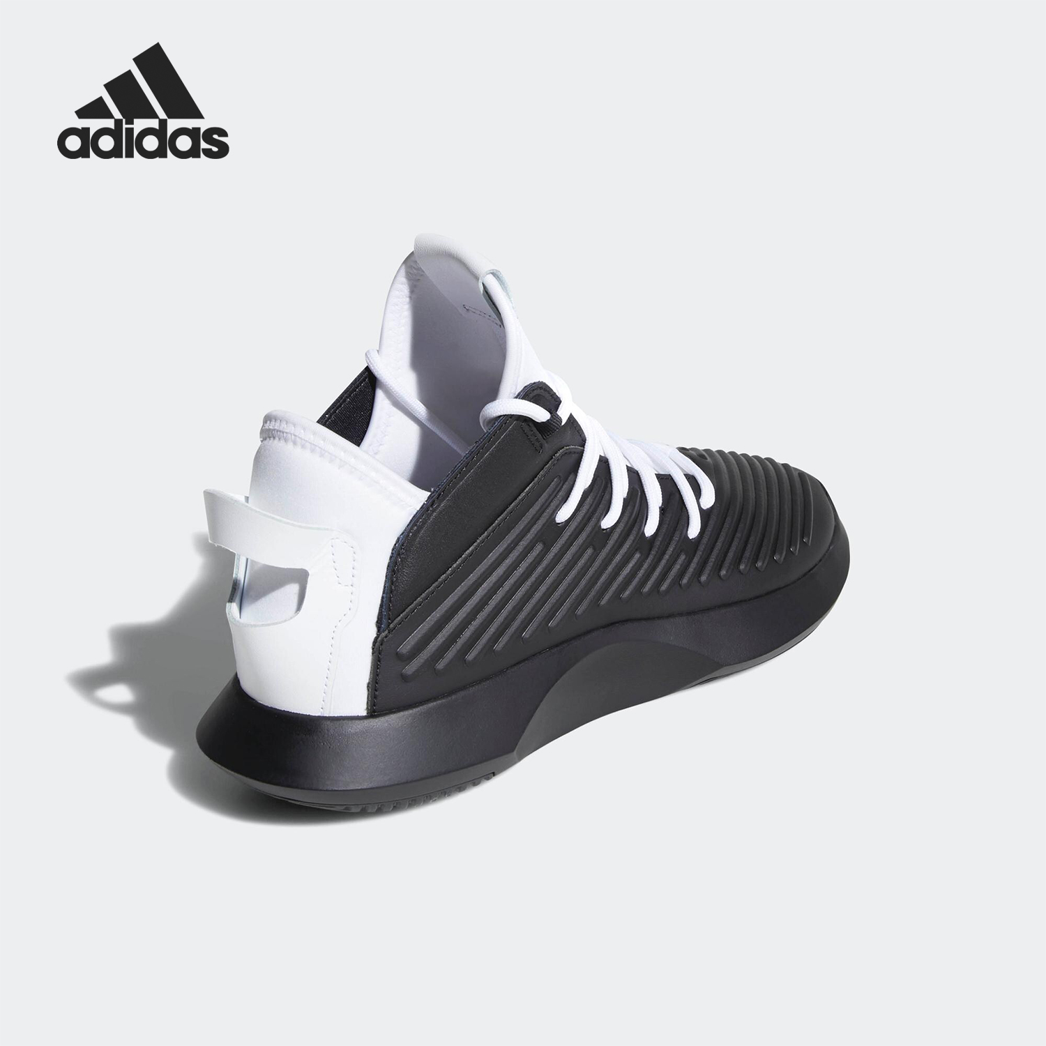 休闲鞋Adidas/阿迪达斯