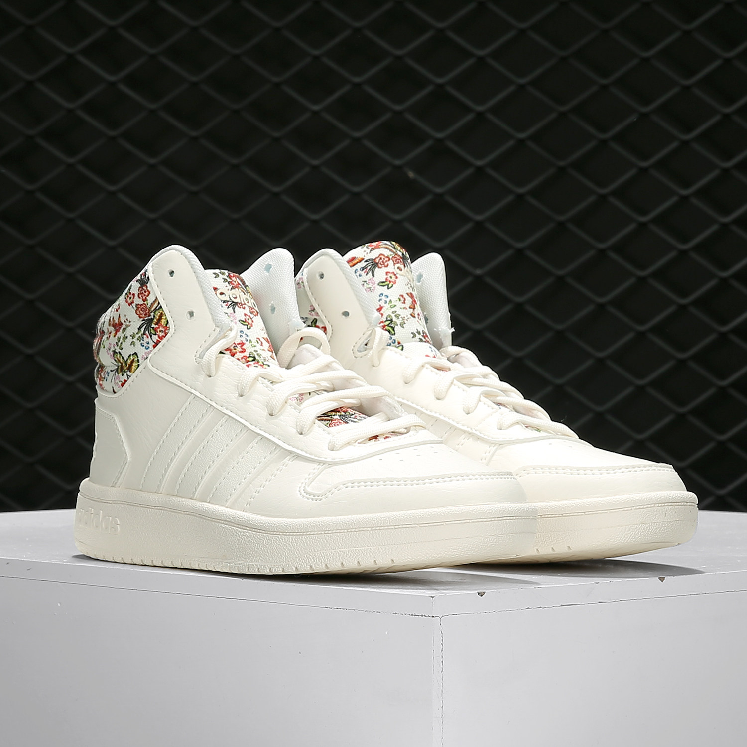 Adidas/阿迪达斯正品 NEO HOOPS 2.0 MID 女子运动休闲鞋EF0120