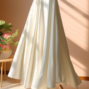 2025春秋新款 超仙高腰垂感显瘦a字大摆清冷白色醋酸缎面 气质法式