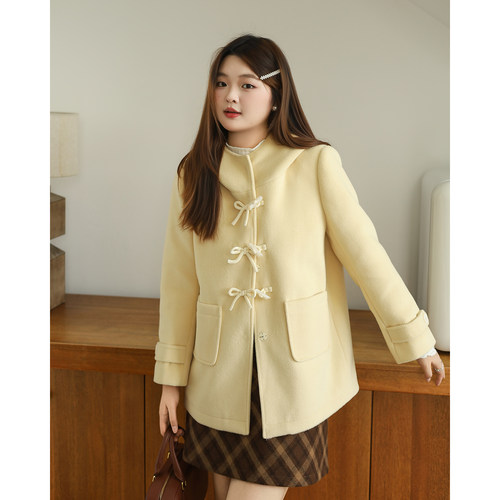 DM100大码百分百女装微胖mm冬季甜美纯色蝴蝶结正肩连帽毛呢外套