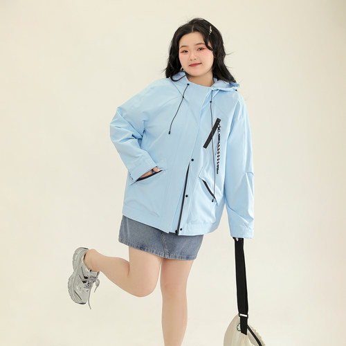 DM100大码百分百2025春季新款女装运动户外登山防水防风冲锋外套