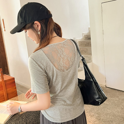 DM100大码百分百女装夏季胖mm显瘦收腰短袖设计感镂空蕾丝拼接T恤