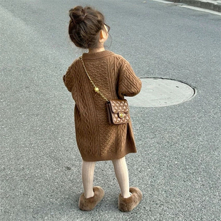 韩版女童洋气百搭毛线连衣裙2026春秋新款女宝宝洋气咖色毛衣长裙