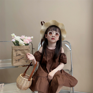2026夏装新款女童韩版洋气露肩可爱纯色连衣裙女宝宝夏季清凉款潮