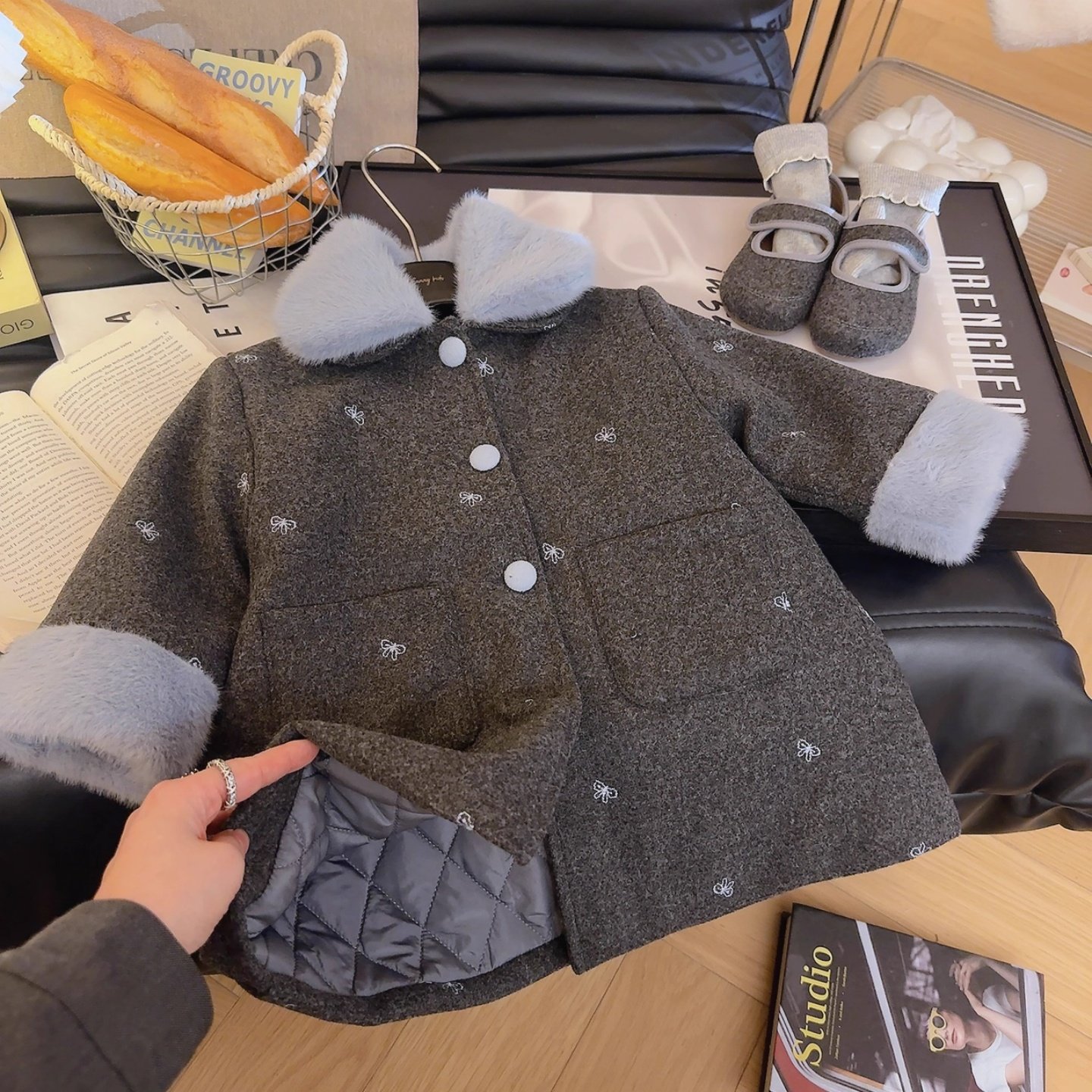 女童翻领呢子大衣2025秋冬新款宝宝洋气时髦加棉加厚长款外套棉衣,童装/婴儿装/亲子装,呢大衣,淘宝优惠券,粉丝福利购,淘宝优惠卷