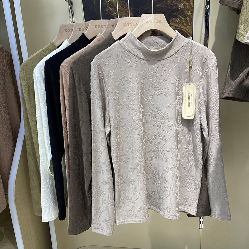 打底衫庄泰简约保暖中领提花美学