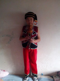 葫芦丝演奏舞蹈演出 六一儿童少数民族佤族服装 彝族舞台表演服饰