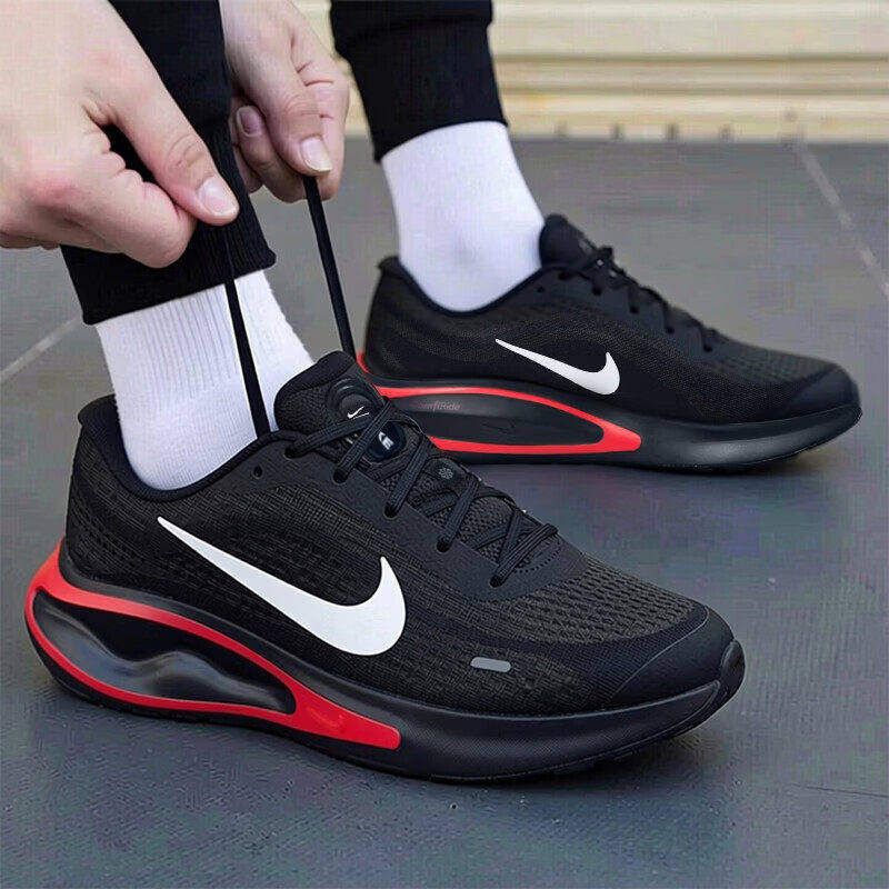 Nike耐克2026年新款男女跑步鞋透气网面气垫减震系带运动鞋四季
